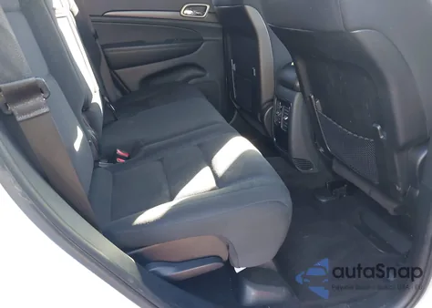 2017 Jeep Grand Cherokee Laredo 4X2 from USA, damaged, VIN 1C4RJEAGXHC647545